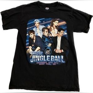 Jingle Ball 2013 Concert Tee Size S
